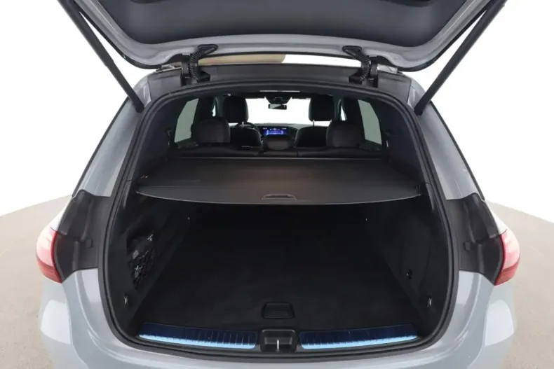 Mercedes-Benz GLE 63 AMG din 2024 cu 22.800 km - oferta MER108249 - foto 15