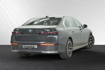 BMW 740 din 2024 - oferta BMW108256