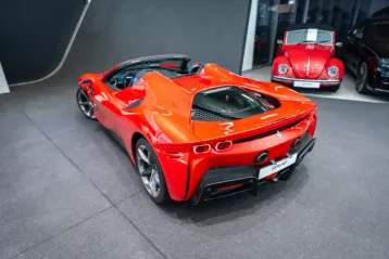 Ferrari SF90 din 2023 - oferta FER108257