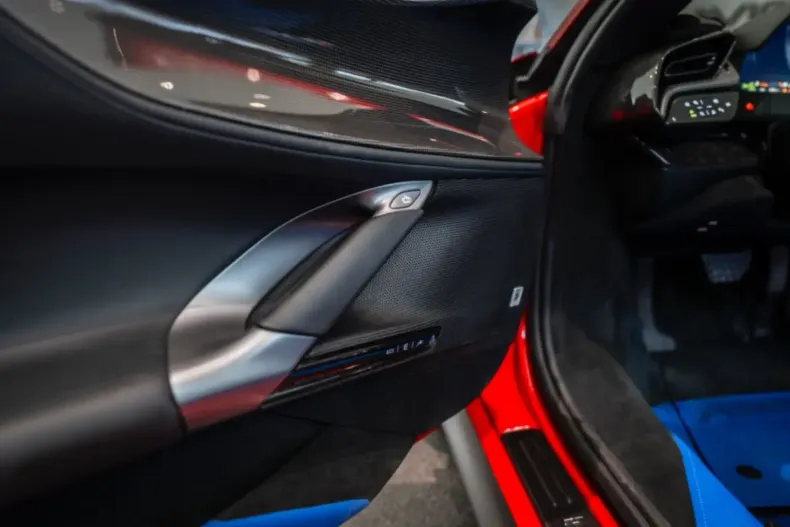Ferrari SF90 din 2023 cu 3.094 km - oferta FER108257 - foto 16