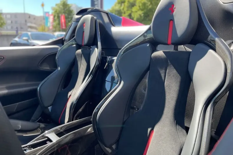 Ferrari SF90 din 2023 cu 2.998 km - oferta FER108258 - foto 15