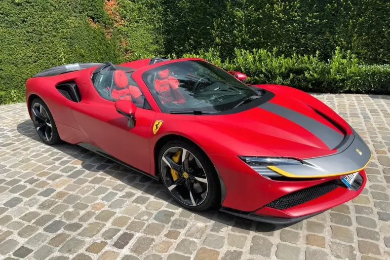 Ferrari SF90 din 2022 cu 4.800 km - oferta FER108259 - foto 3