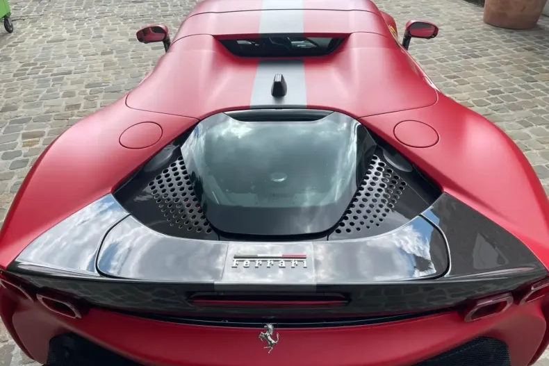 Ferrari SF90 din 2022 cu 4.800 km - oferta FER108259 - foto 6