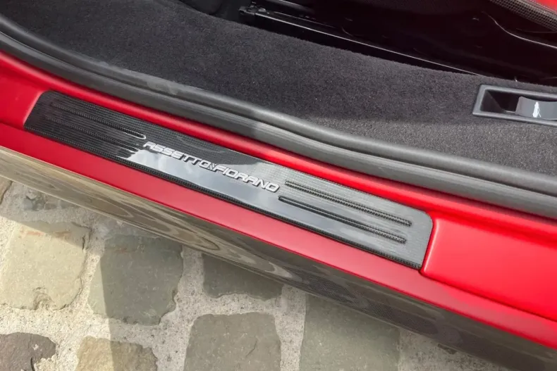 Ferrari SF90 din 2022 cu 4.800 km - oferta FER108259 - foto 12