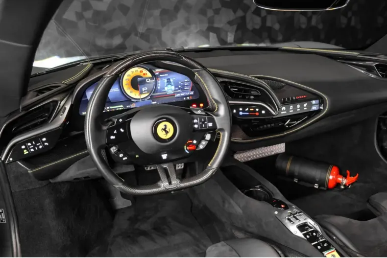 Ferrari SF90 din 2022 cu 7.690 km - oferta FER108260 - foto 1