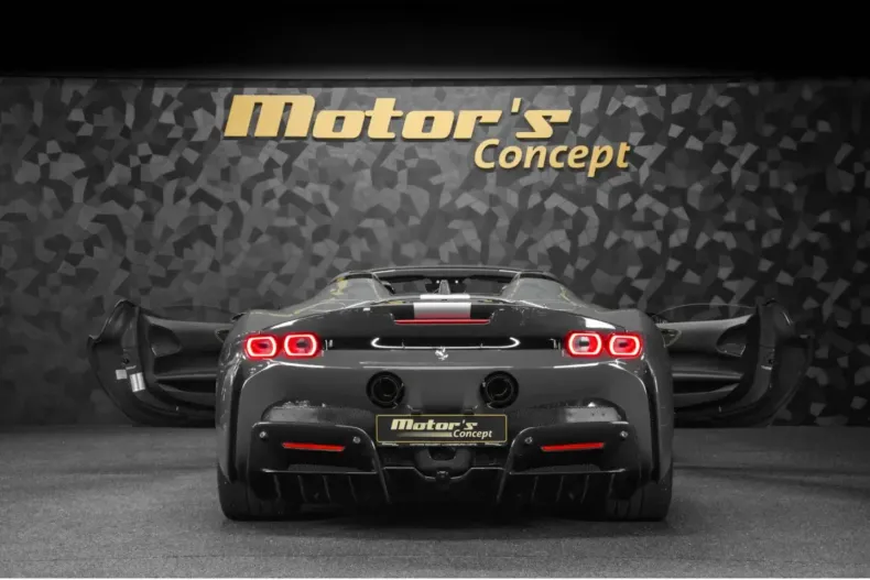 Ferrari SF90 din 2022 cu 7.690 km - oferta FER108260 - foto 6