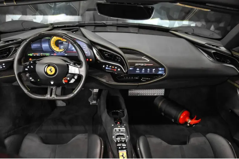 Ferrari SF90 din 2022 cu 7.690 km - oferta FER108260 - foto 19