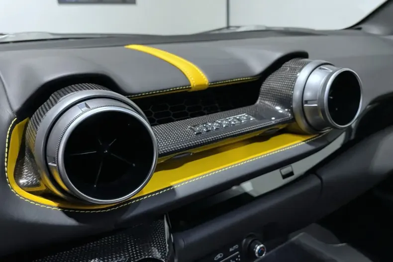 Ferrari 812 din 2022 cu 11.449 km - oferta FER108261 - foto 13