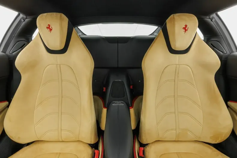 Ferrari Roma din 2022 cu 9.200 km - oferta FER108264 - foto 18