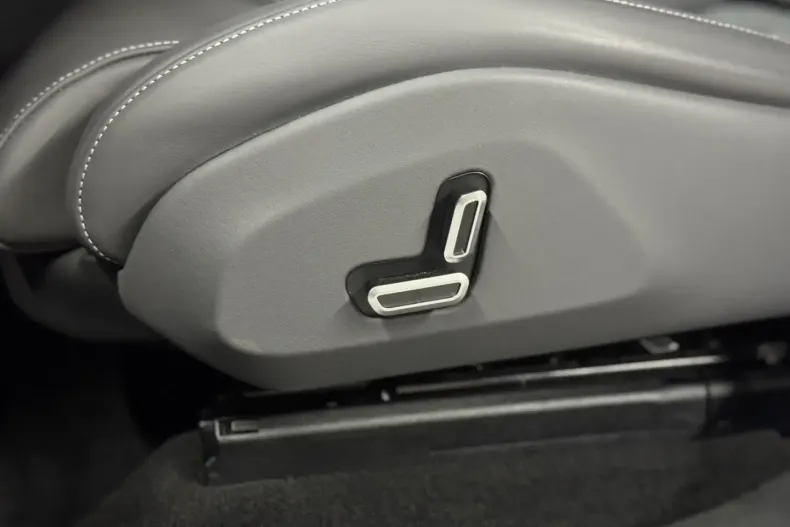 Ferrari Purosangue din 2024 cu 4.430 km - oferta FER108267 - foto 17