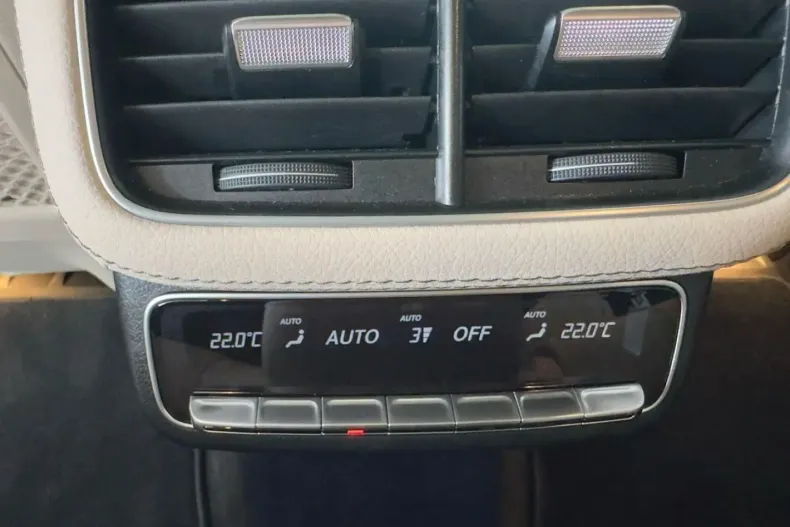 Mercedes-Benz GLS 580 din 2024 cu 22.000 km - oferta MER108271 - foto 16