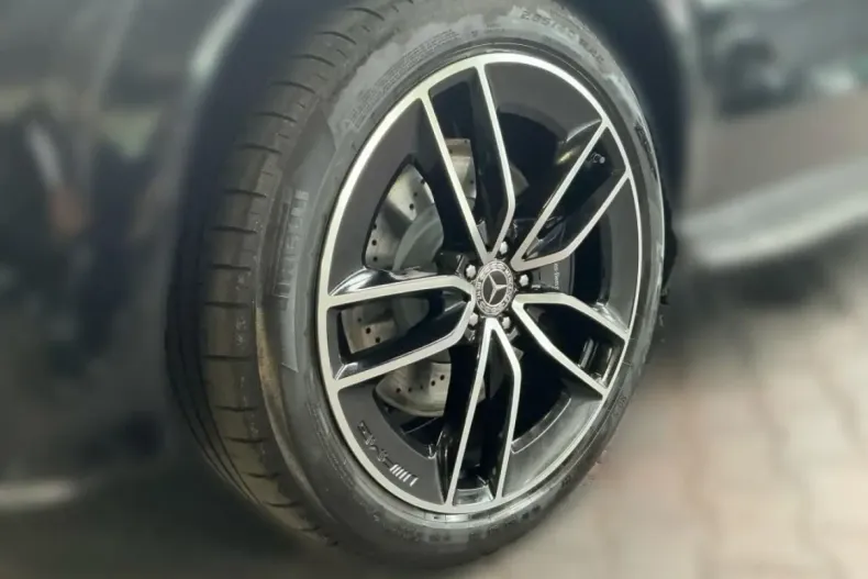 Mercedes-Benz GLE 450 din 2024 cu 68.653 km - oferta MER108272 - foto 2