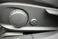 Mercedes-Benz CLA 200 din 2024 cu 7.378 km - oferta MER108283 - foto 7