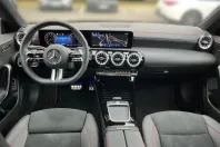 Mercedes-Benz CLA 200 din 2024 cu 7.378 km - oferta MER108283 - foto 10
