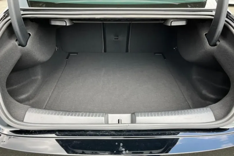 Mercedes-Benz CLA 200 din 2024 cu 7.378 km - oferta MER108283 - foto 12