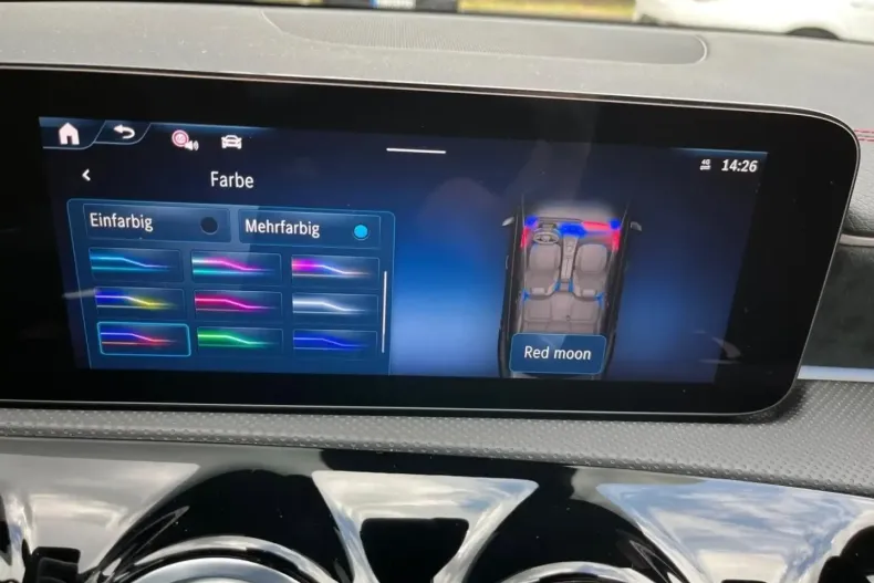 Mercedes-Benz CLA 200 din 2024 cu 7.378 km - oferta MER108283 - foto 24