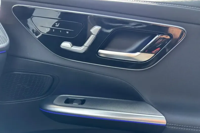 Mercedes-Benz GLC 200 din 2024 cu 22.967 km - oferta MER108287 - foto 14