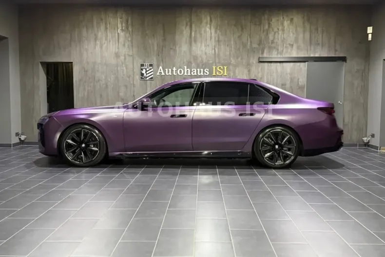 BMW i7 din 2024 cu 15.600 km - oferta BMW108310 - foto 9