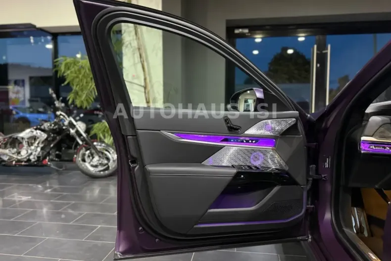 BMW i7 din 2024 cu 15.600 km - oferta BMW108310 - foto 12