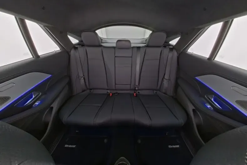 Mercedes-Benz GLE 450 din 2024 cu 19.898 km - oferta MER108314 - foto 10