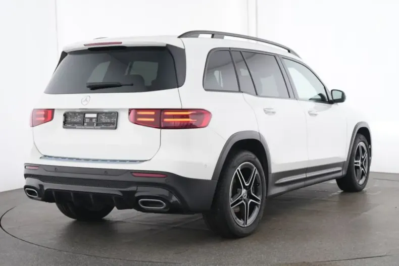 Mercedes-Benz GLB 200 din 2024 cu 34.969 km - oferta MER108317 - foto 2