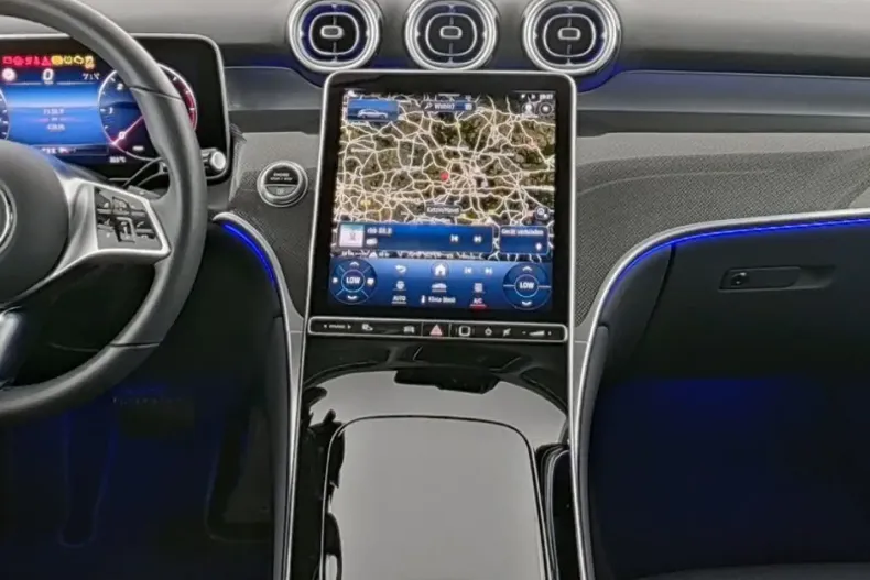 Mercedes-Benz GLC 220 din 2024 cu 43.898 km - oferta MER108318 - foto 4