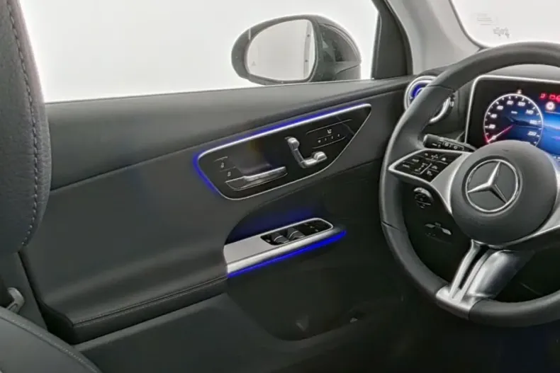 Mercedes-Benz GLC 220 din 2024 cu 26.169 km - oferta MER108319 - foto 8