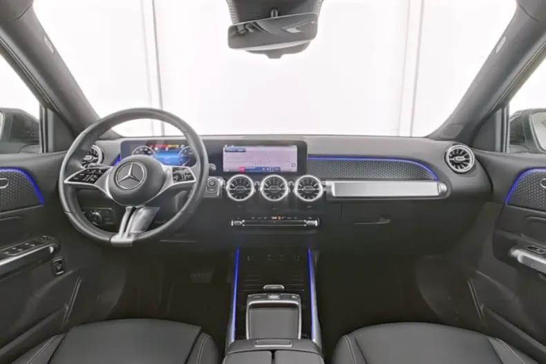 Mercedes-Benz GLB 200 din 2024 cu 19.398 km - oferta MER108321 - foto 6