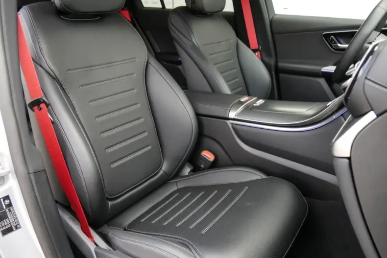 Mercedes-Benz GLC 300 din 2024 cu 9.900 km - oferta MER108327 - foto 7