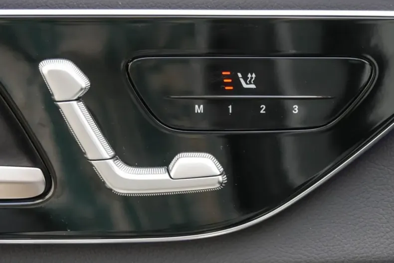 Mercedes-Benz GLC 300 din 2024 cu 9.900 km - oferta MER108327 - foto 13