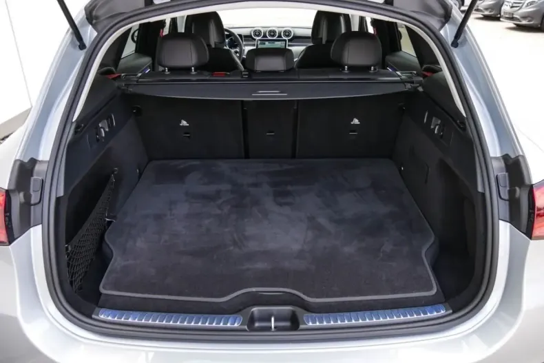 Mercedes-Benz GLC 300 din 2024 cu 9.900 km - oferta MER108327 - foto 14