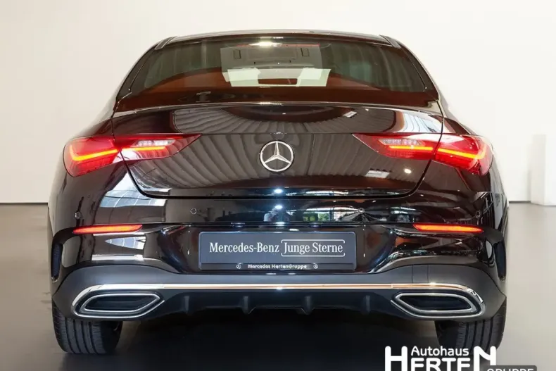 Mercedes-Benz CLA 250 din 2024 cu 6.762 km - oferta MER108329 - foto 4