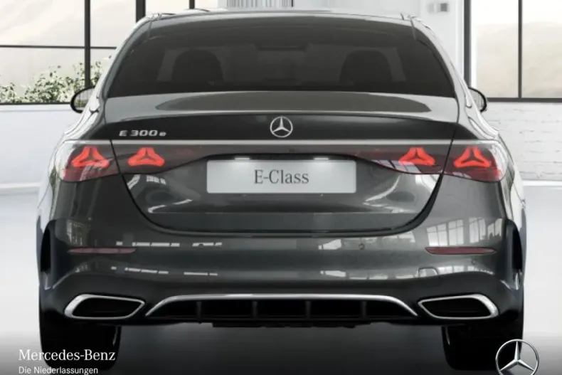 Mercedes-Benz E 300 din 2024 cu 10.698 km - oferta MER108332 - foto 7