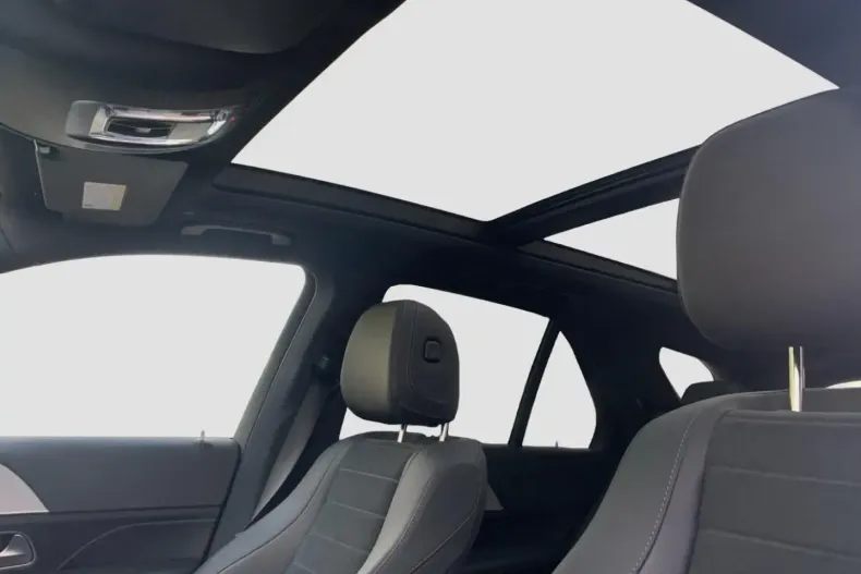 Mercedes-Benz GLE 300 din 2023 cu 56.642 km - oferta MER108339 - foto 16