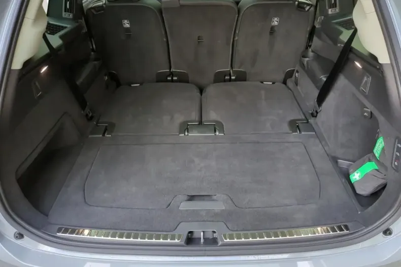 Volvo XC90 din 2024 cu 26.500 km - oferta VOL108348 - foto 9