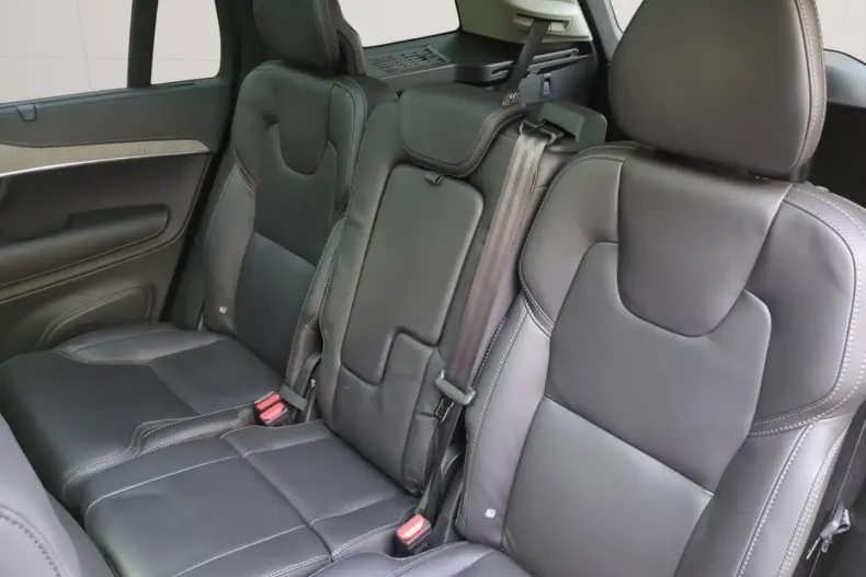 Volvo XC90 din 2024 cu 26.500 km - oferta VOL108348 - foto 10