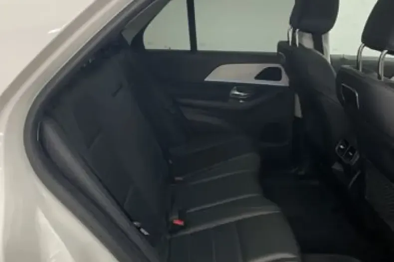 Mercedes-Benz GLE 300 din 2020 cu 98.401 km - oferta MER108352 - foto 9