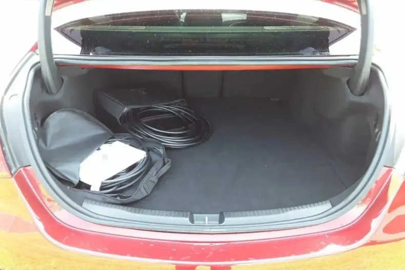 Mercedes-Benz C 300 din 2023 cu 6.606 km - oferta MER108358 - foto 11