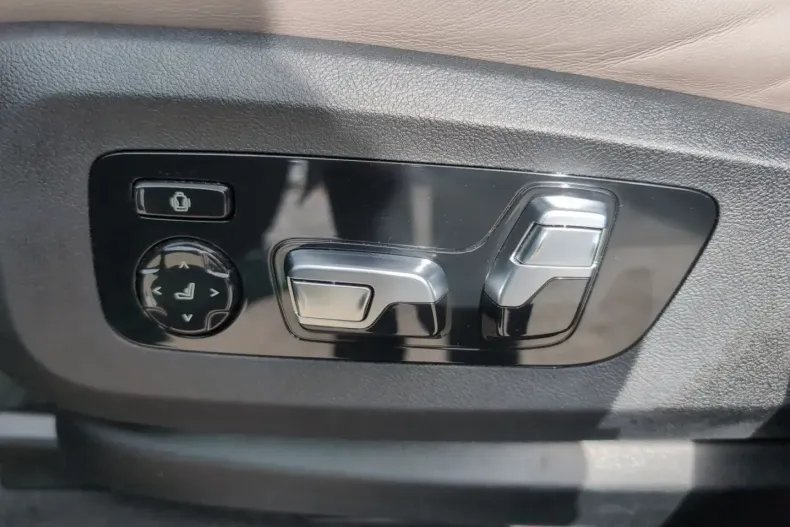 BMW X5 M din 2024 cu 21.681 km - oferta BMW108367 - foto 28