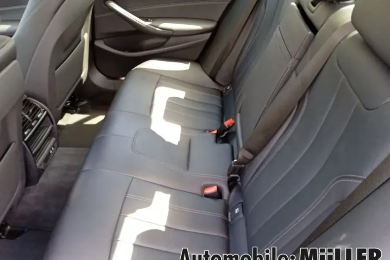 BMW 520 din 2020 cu 85.967 km - oferta BMW108378 - foto 11