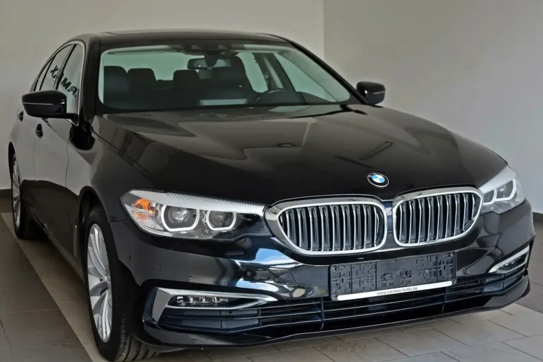 BMW 530 din 2020 cu 43.340 km - oferta BMW108380 - foto 1