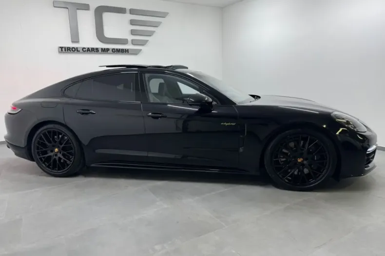 Porsche Panamera din 2023 cu 48.900 km - oferta POR108391 - foto 2