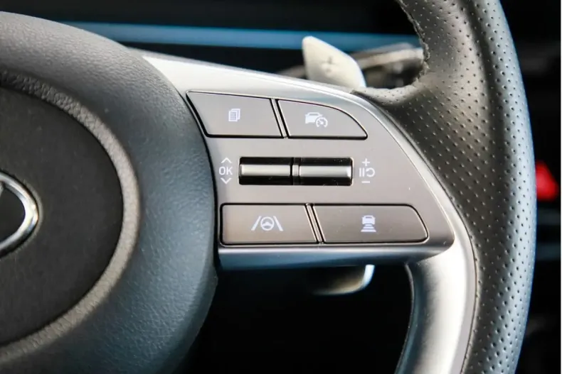 Hyundai STARIA din 2023 cu 29.979 km - oferta HYU108392 - foto 17