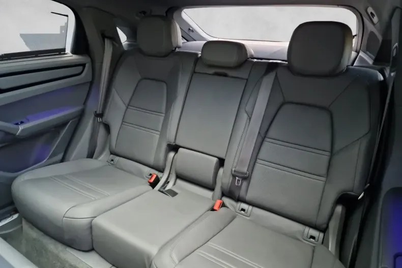 Porsche Cayenne din 2021 cu 96.988 km - oferta POR108406 - foto 15