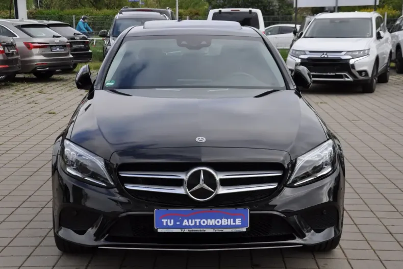 Mercedes-Benz C 300 din 2020 cu 62.900 km - oferta MER108409 - foto 2
