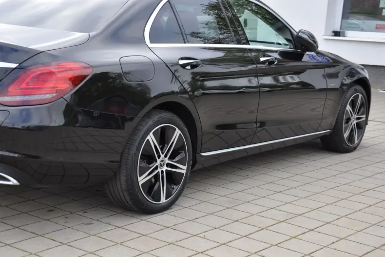 Mercedes-Benz C 300 din 2020 cu 62.900 km - oferta MER108409 - foto 11