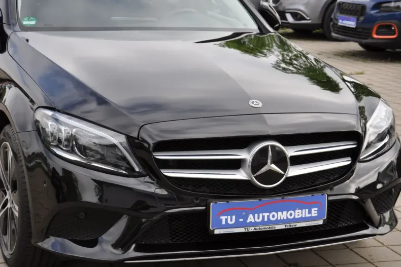 Mercedes-Benz C 300 din 2020 cu 62.900 km - oferta MER108409 - foto 12