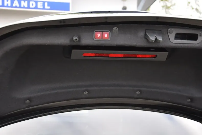 Mercedes-Benz C 300 din 2020 cu 62.900 km - oferta MER108409 - foto 14