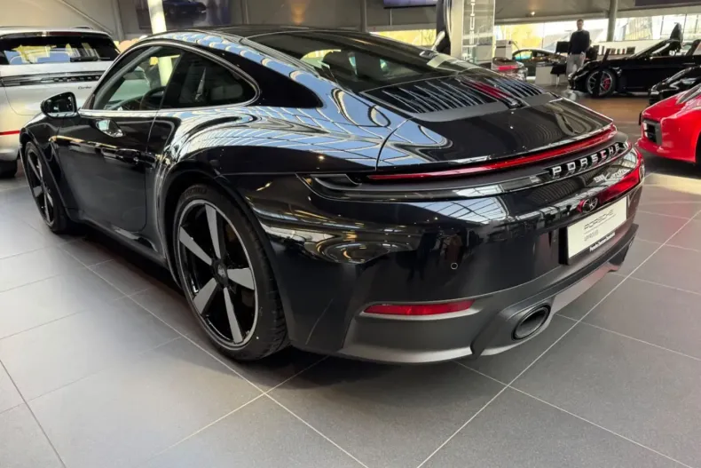 Porsche 992 din 2024 cu 5.900 km - oferta POR108414 - foto 4