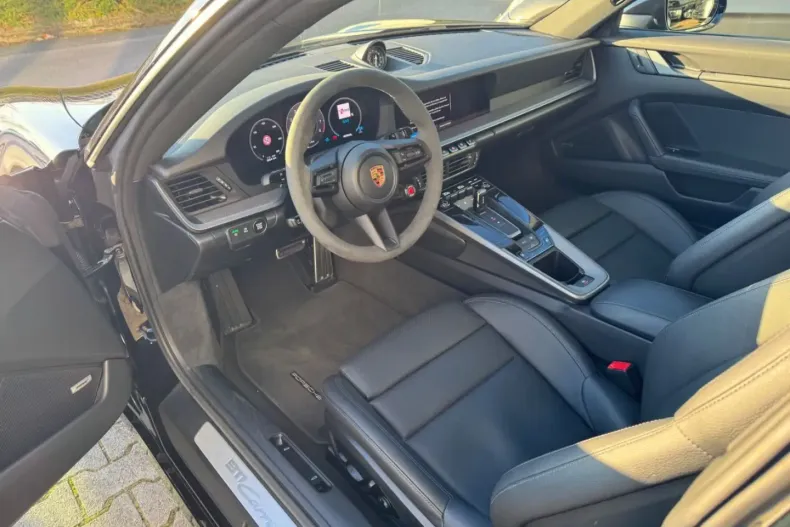 Porsche 992 din 2024 cu 5.900 km - oferta POR108414 - foto 5